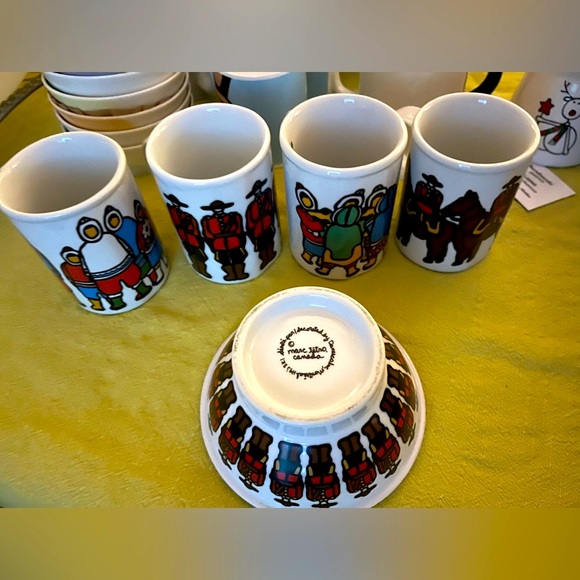 Marc Tetro Mugs set of 4 and bowl - Picture 5 of 5